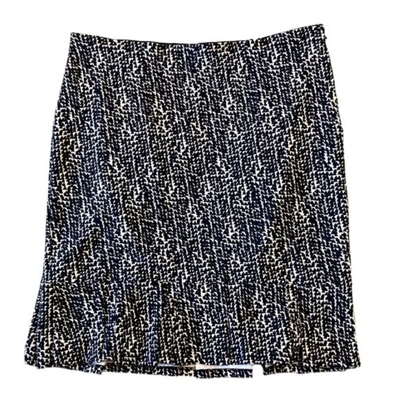 Ann Taylor black and white Skirt Size 2 - Picture 1 of 5